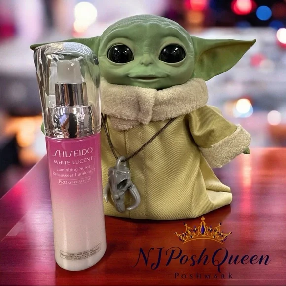 Shiseido White Lucent Luminizing Surge - Picture 2 of 10